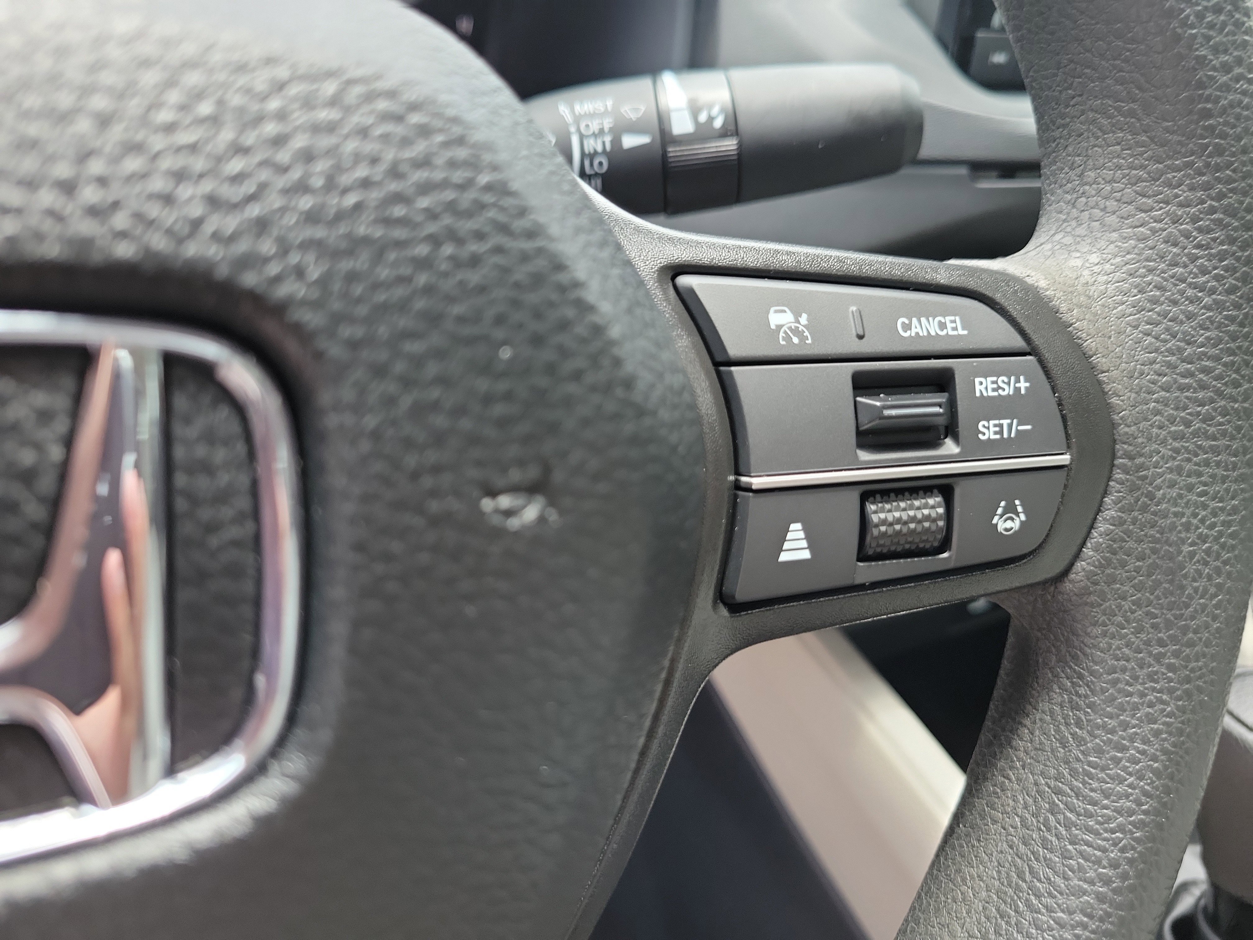 Used 2025 Honda Accord SE image 31