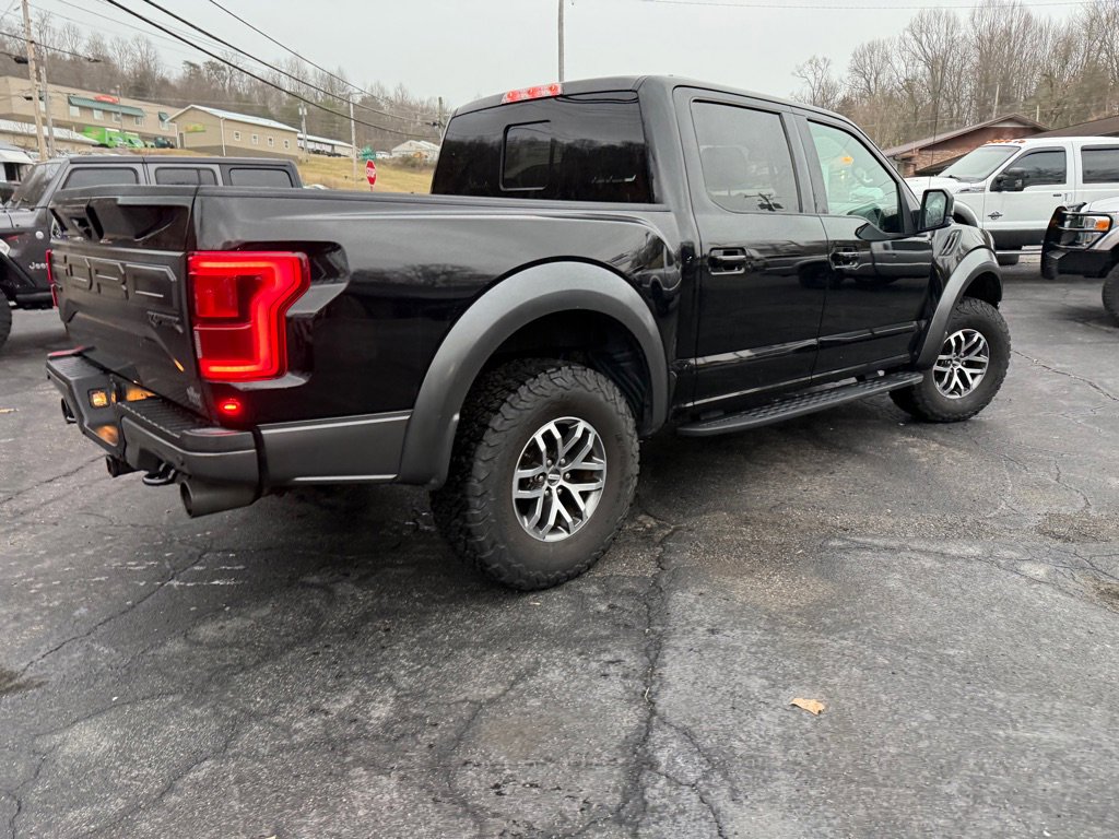 Used 2018 Ford F150 Raptor w/ Equipment Group 802A Luxury AWD/4WD image 27
