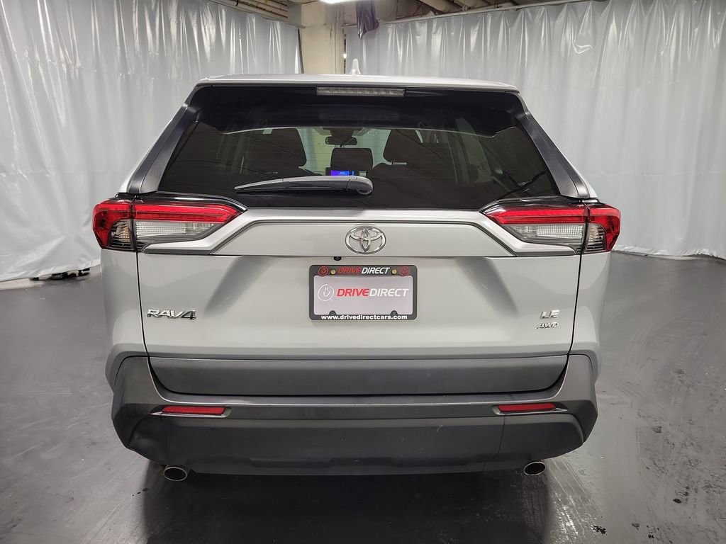 Used 2023 Toyota RAV4 LE image 7