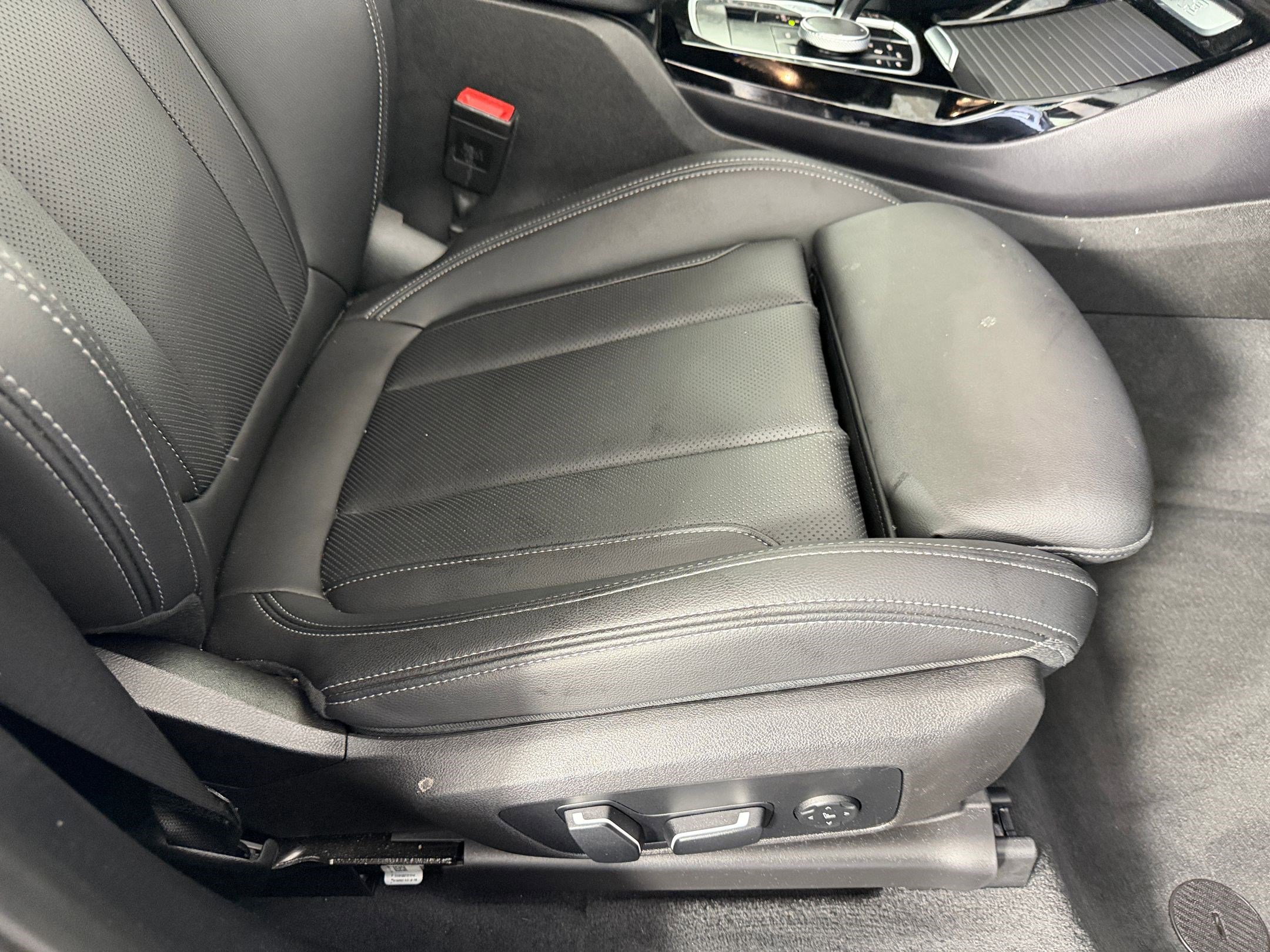 Used 2024 BMW X3 xDrive30i w/ Convenience Package image 34