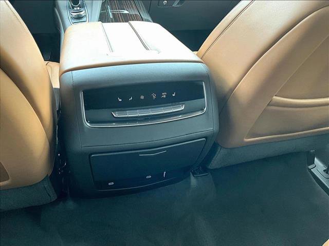 Used 2021 Cadillac Escalade Premium Luxury w/ Driver Assist Tech Package AWD/4WD image 25