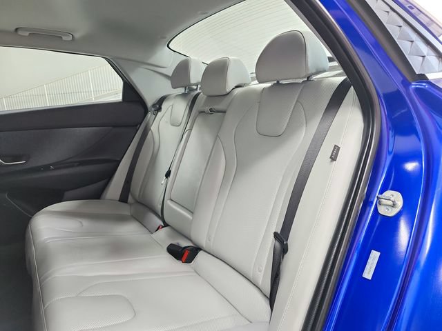 Used 2025 Hyundai Elantra Limited FWD image 11
