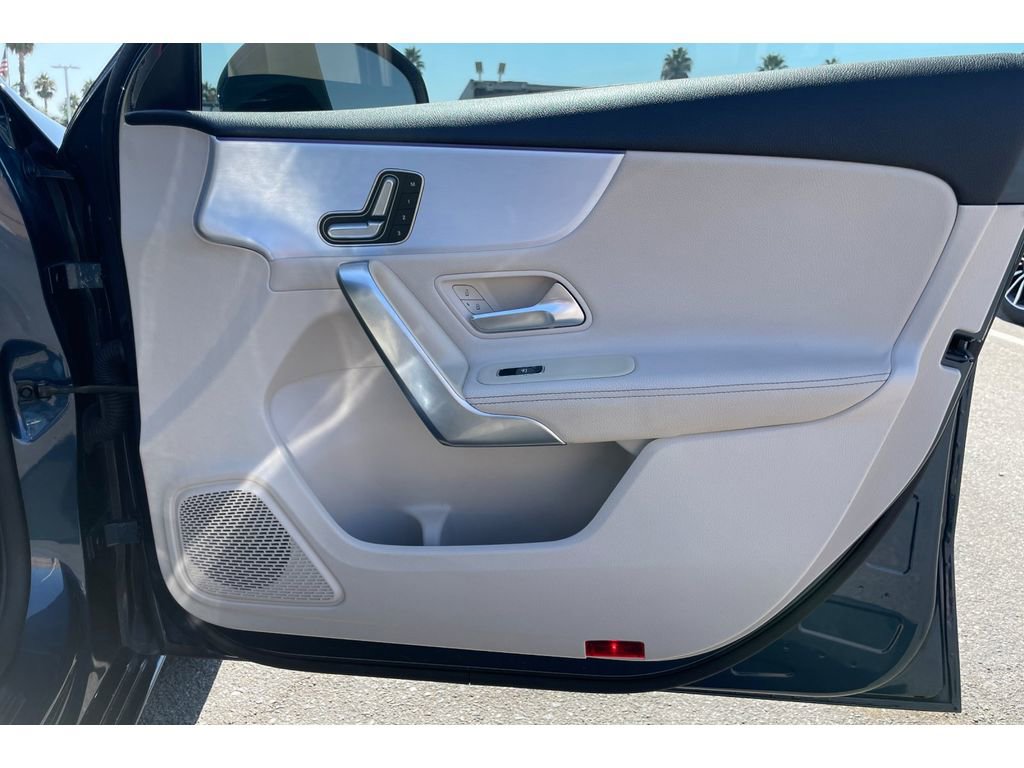 Used 2021 Mercedes-Benz A 220 image 19