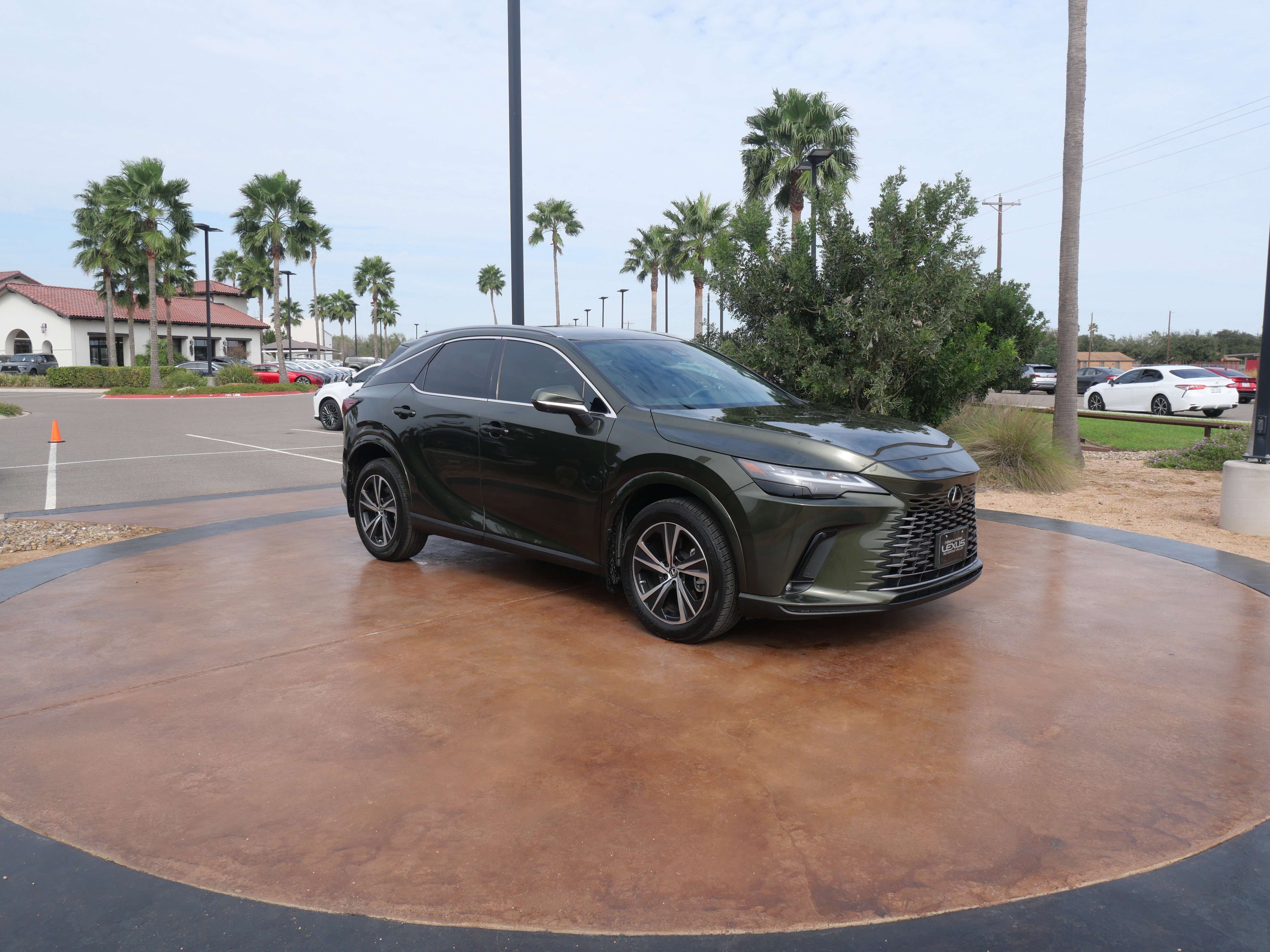 Used 2024 Lexus RX 350 Premium image 1