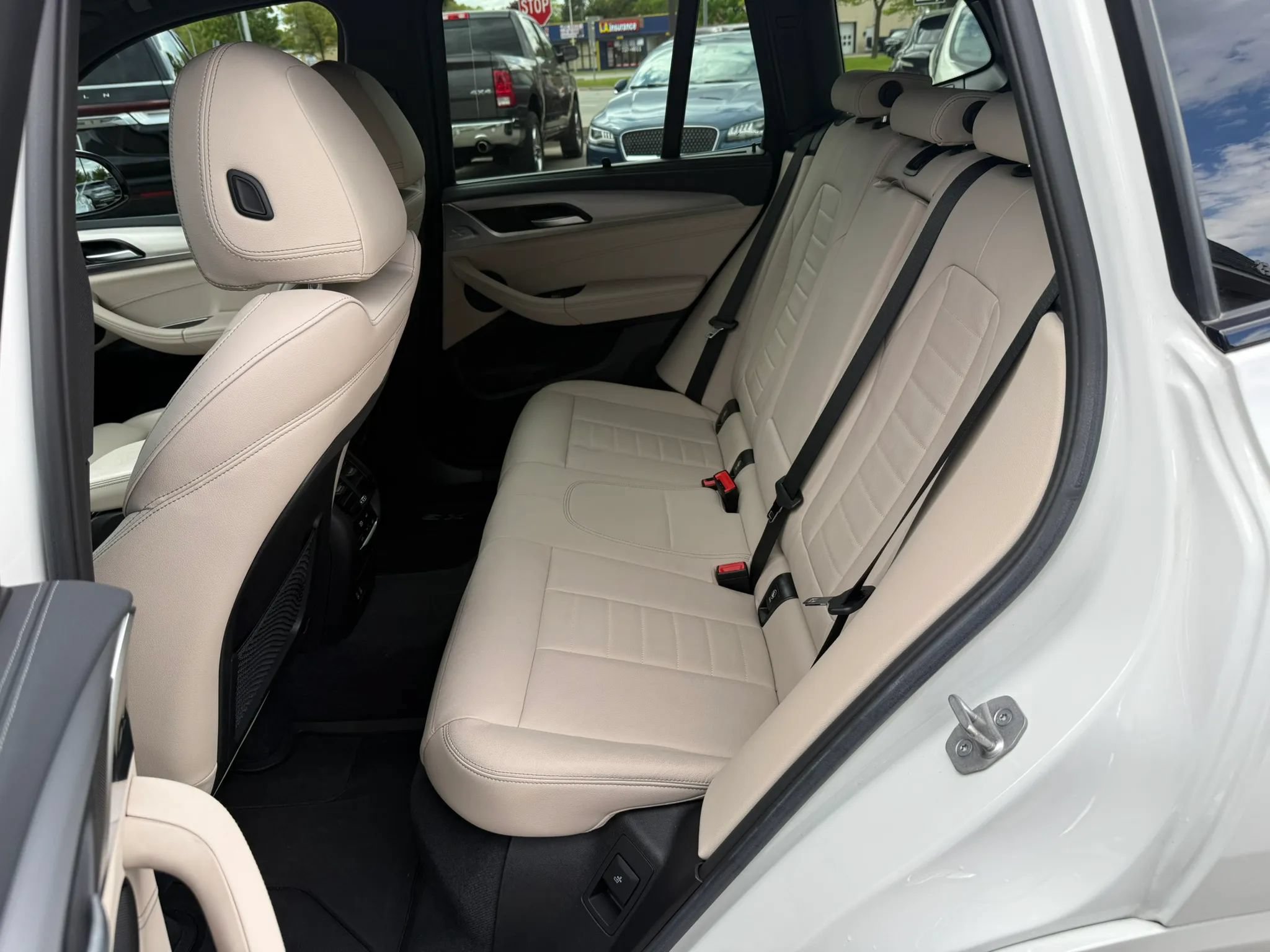 Used 2022 BMW X3 xDrive30i w/ M Sport Package 2 AWD/4WD image 31
