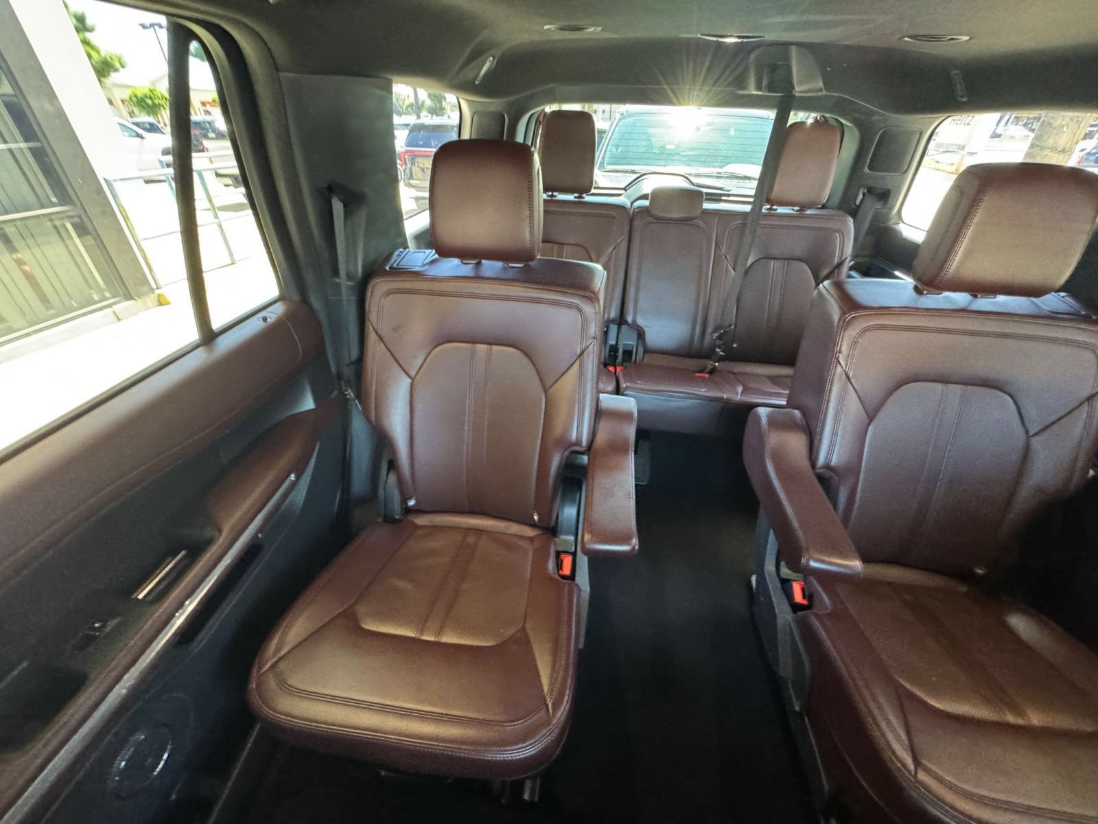Used 2024 Ford Expedition Limited AWD/4WD image 43