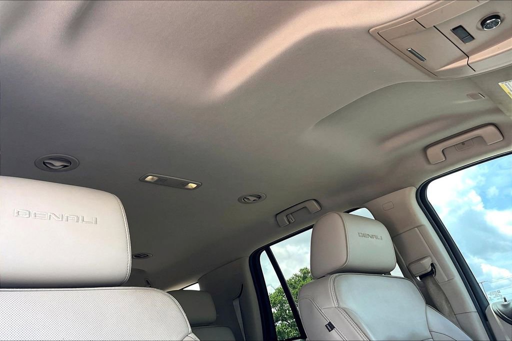 Used 2017 GMC Yukon Denali AWD/4WD image 28