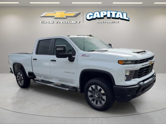 Used 2025 Chevrolet Silverado 2500 Custom w/ Custom Value Package AWD/4WD image 7