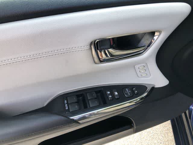 Used 2016 Toyota Avalon XLE Premium FWD image 30