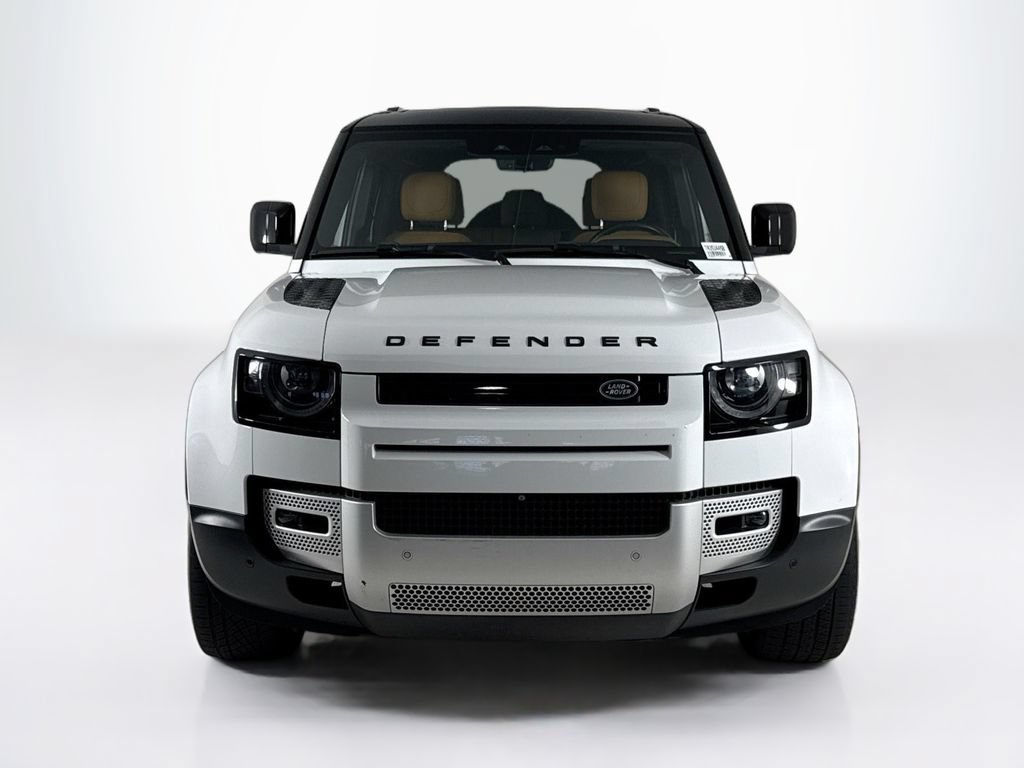 Used 2023 Land Rover Defender 110 SE AWD/4WD image 8