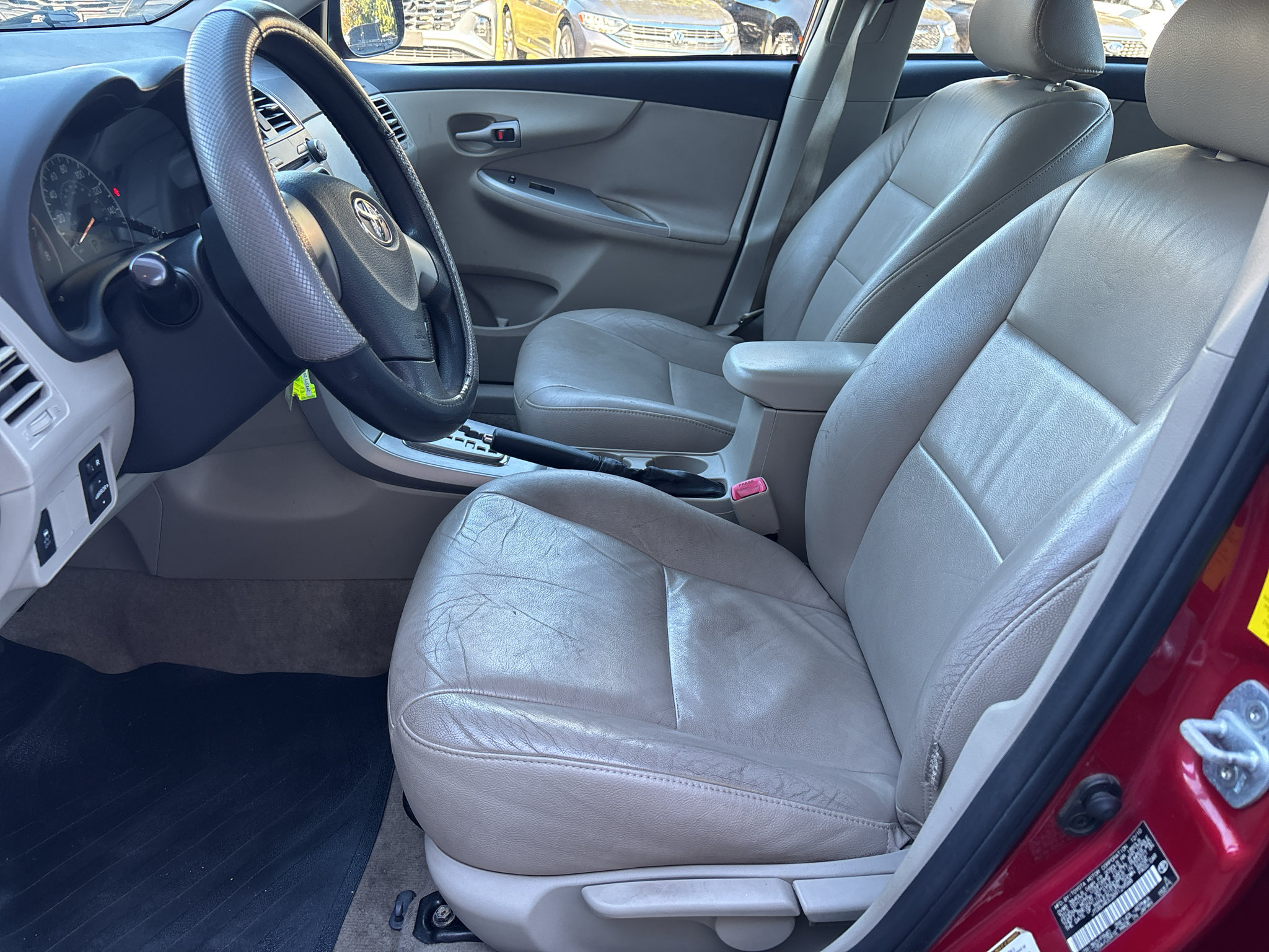 Used 2011 Toyota Corolla LE FWD image 11
