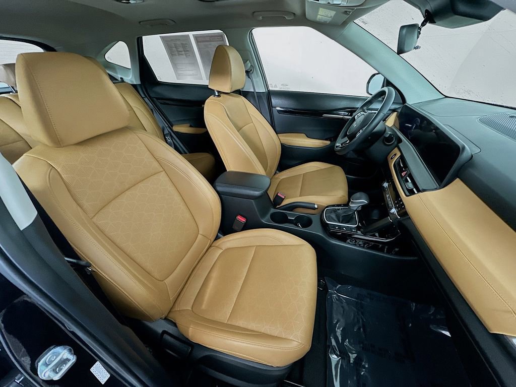 Used 2024 Kia Seltos EX image 37