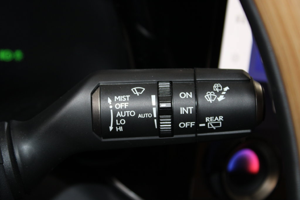 Used 2025 Lexus RX 350 Premium w/ Accessory Package (Z1) FWD image 38