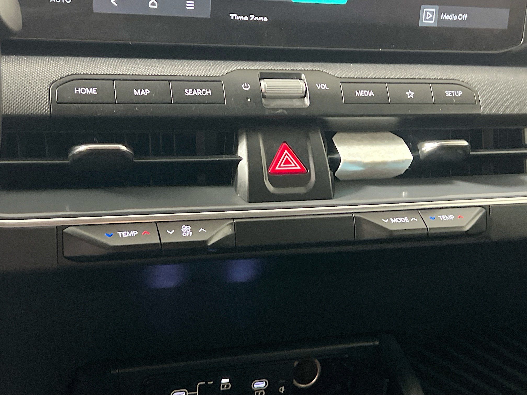 Used 2025 Kia K4 EX FWD image 25