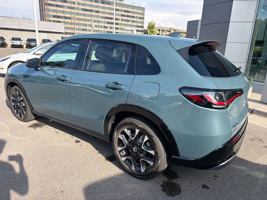 Used 2026 Honda HR-V EX-L image 8
