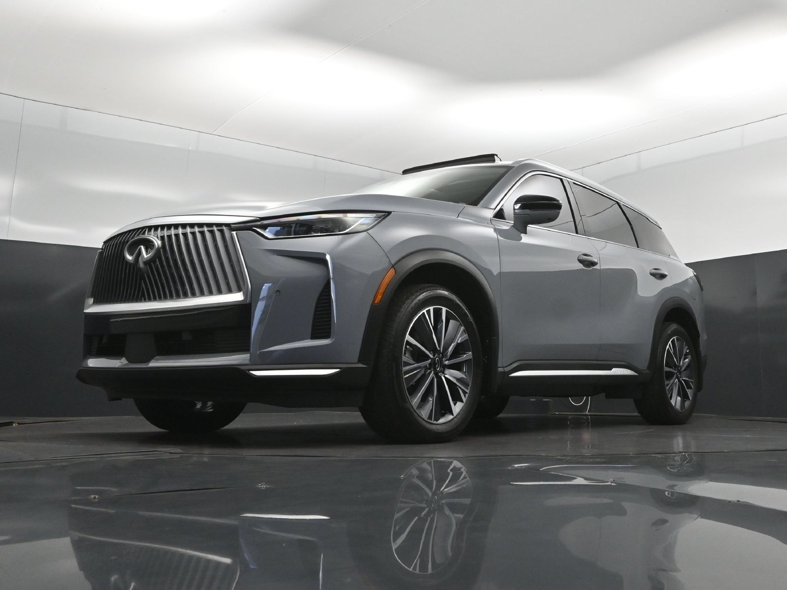 Certified 2026 INFINITI QX60 Luxe w/ Cargo Package FWD image 39