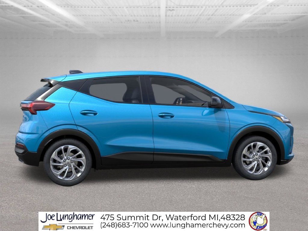 New 2027 Chevrolet Bolt LT w/ Comfort Package FWD image 5