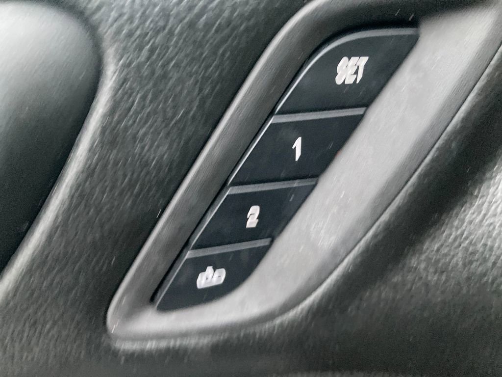 Used 2017 GMC Acadia SLT image 44