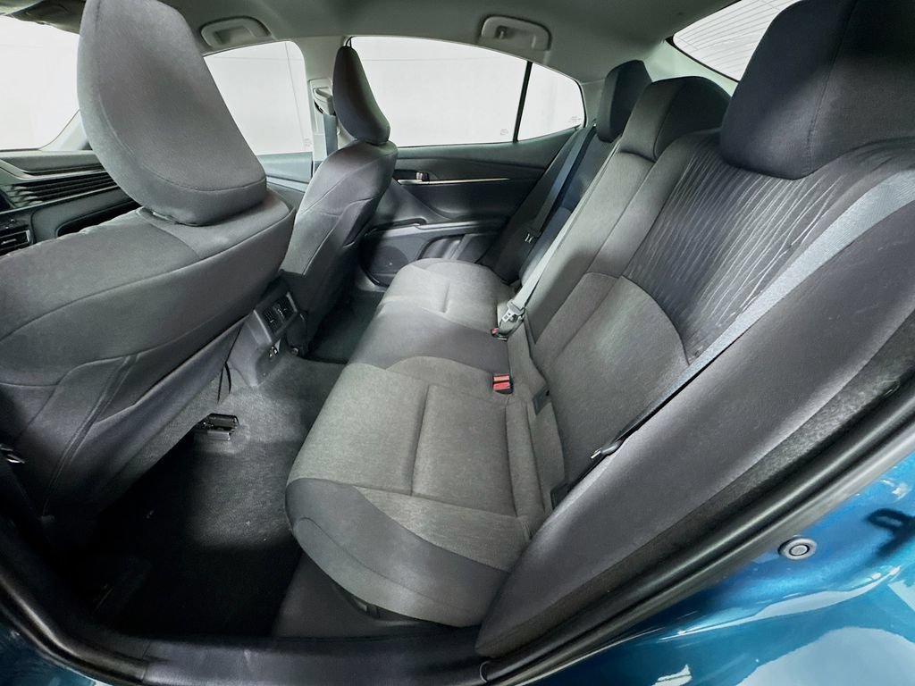 Used 2025 Toyota Camry LE w/ Convenience Package FWD image 27