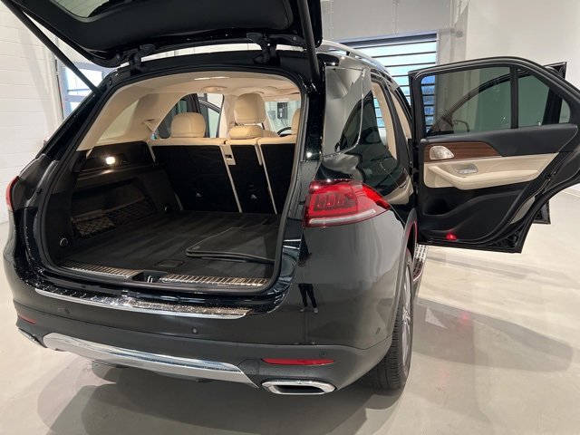 Used 2022 Mercedes-Benz GLE 350 4MATIC w/ Premium Package image 14