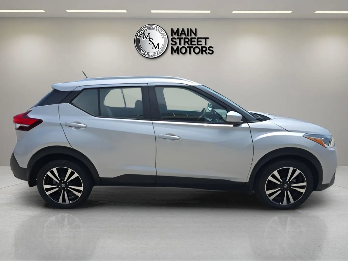 Used 2020 Nissan Kicks SV image 6