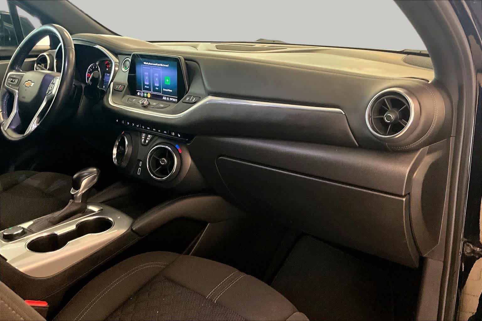 Used 2020 Chevrolet Blazer LT FWD image 16