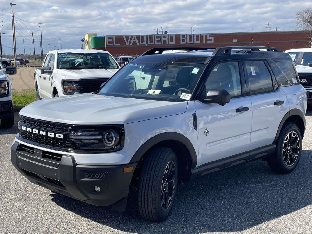 New 2026 Ford Bronco Sport Outer Banks w/ Outer Banks Tech Package+ AWD/4WD image 7