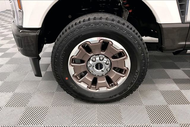 Used 2025 Ford F350 King Ranch AWD/4WD image 10