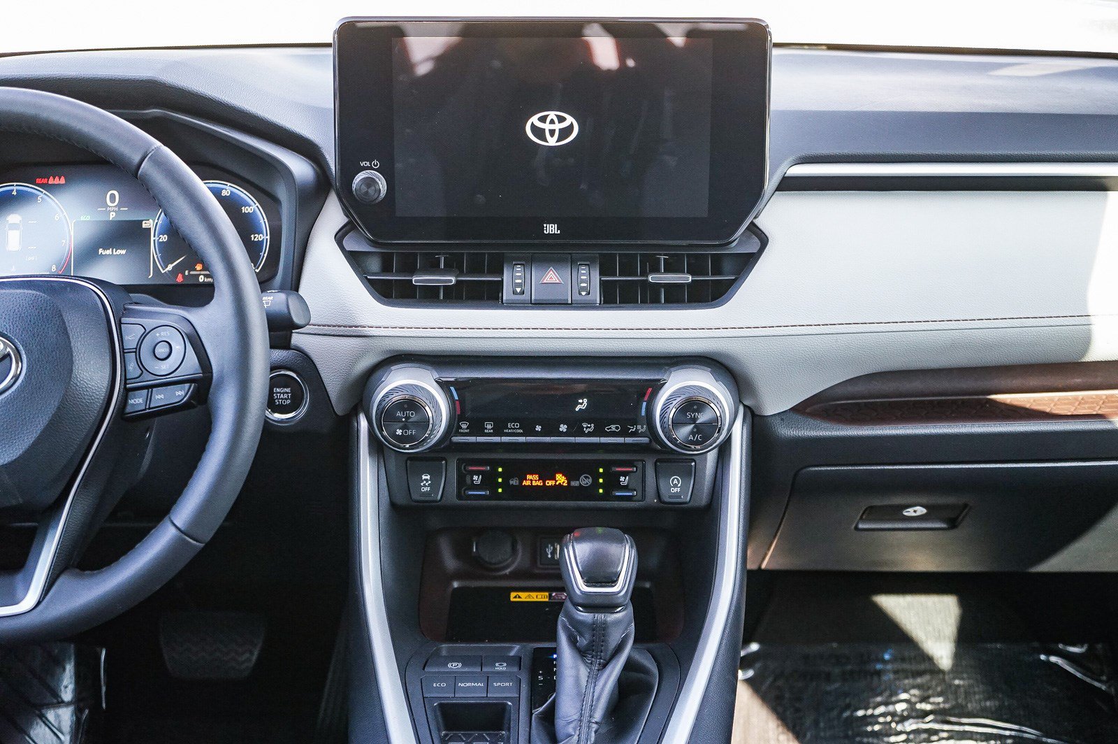 Used 2025 Toyota RAV4 Limited w/ Advanced Technology Package FWD image 13