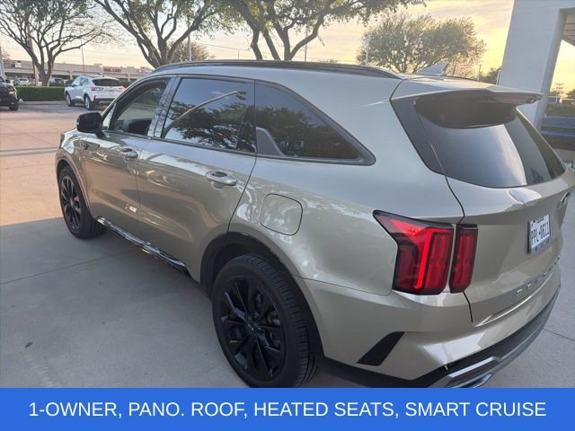Used 2021 Kia Sorento SX image 4