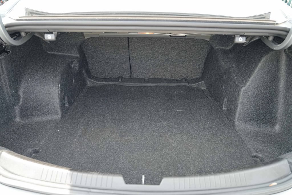 Used 2024 Chevrolet Malibu LT FWD image 15