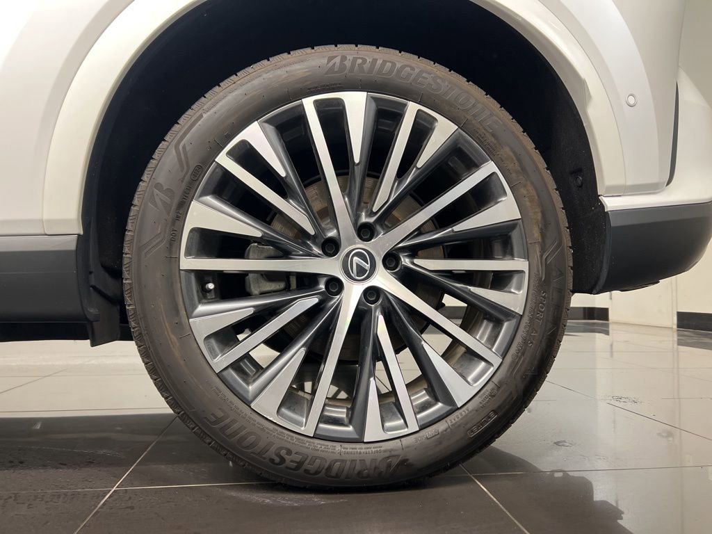 Used 2024 Lexus RX 350 Premium Plus w/ Convenience Package image 7