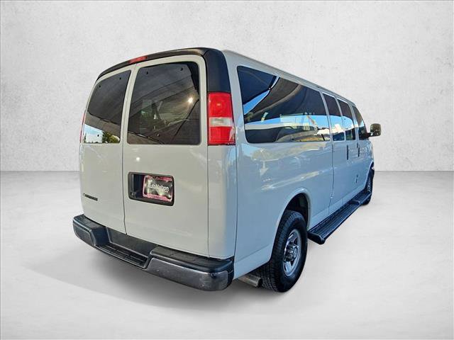 Used 2020 Chevrolet Express 3500 LT w/ LT Preferred Equipment Group RWD image 5
