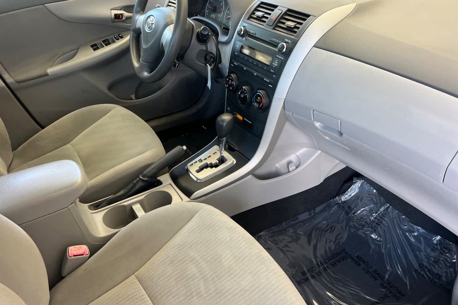 Used 2010 Toyota Corolla LE FWD image 16