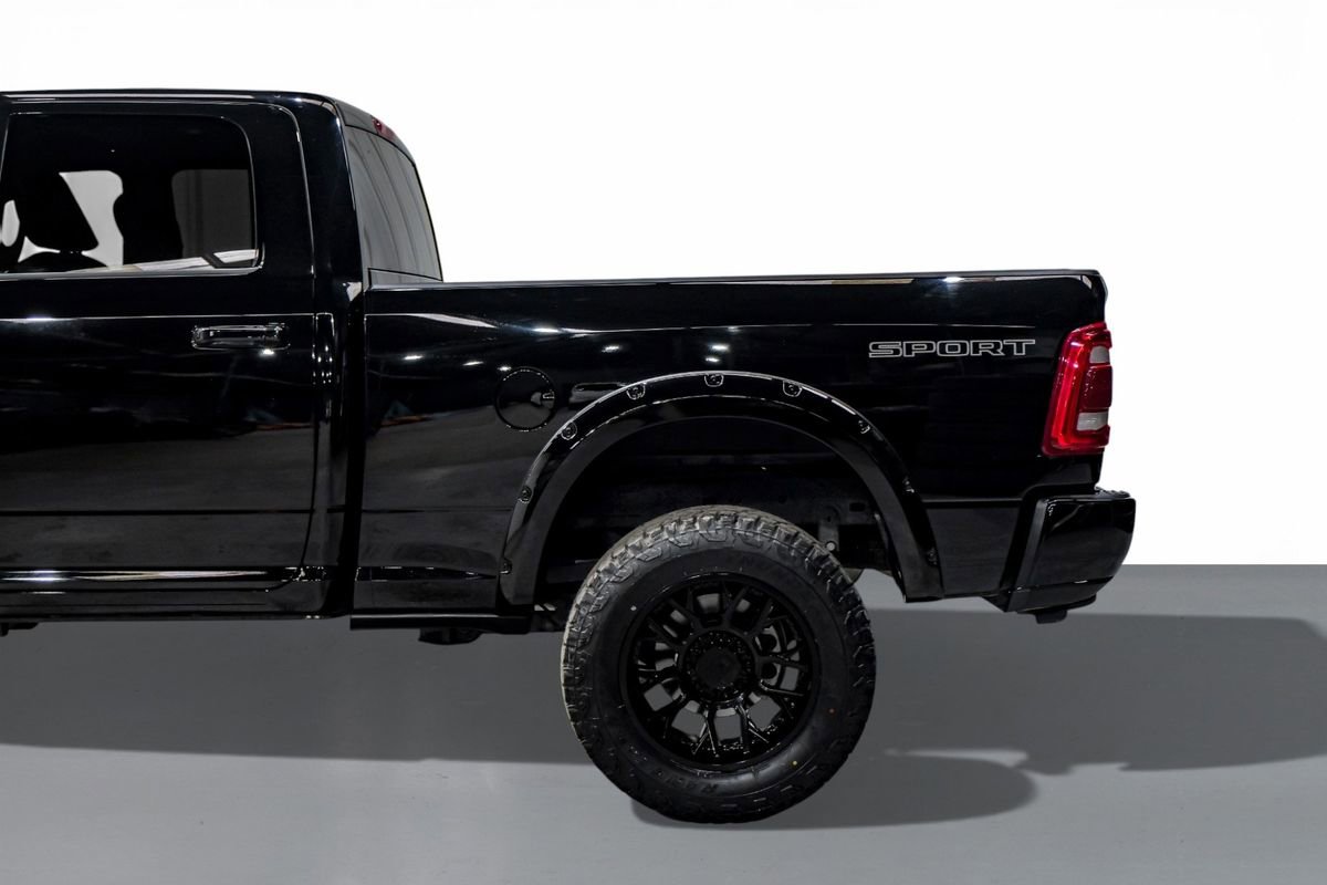 Used 2024 RAM 2500 Big Horn w/ Safety Group image 12