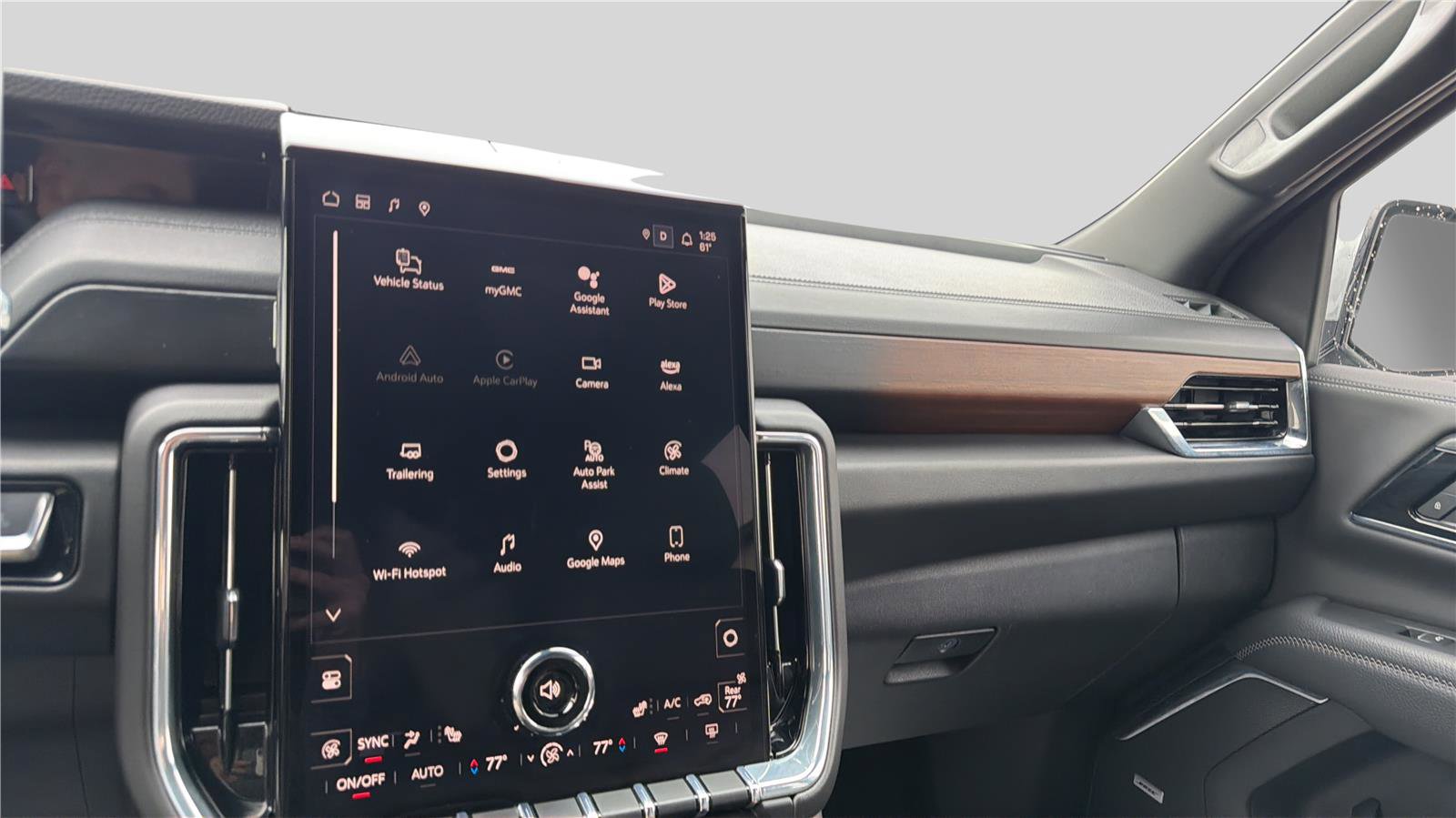 Used 2025 GMC Yukon XL Denali AWD/4WD image 11