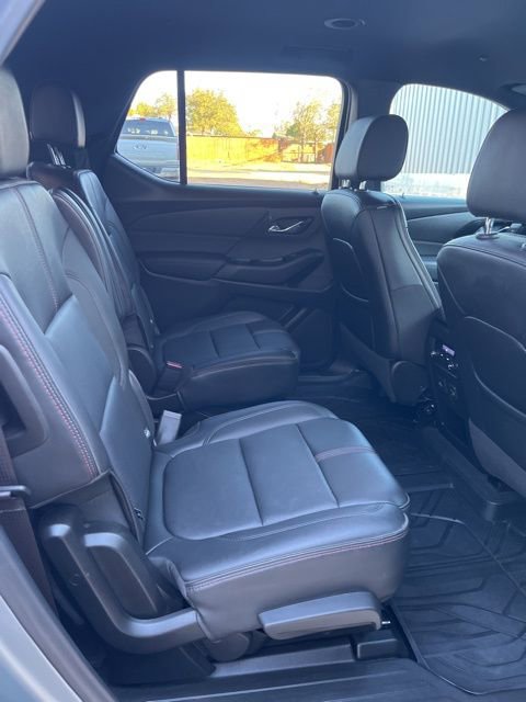 Used 2023 Chevrolet Traverse RS image 10