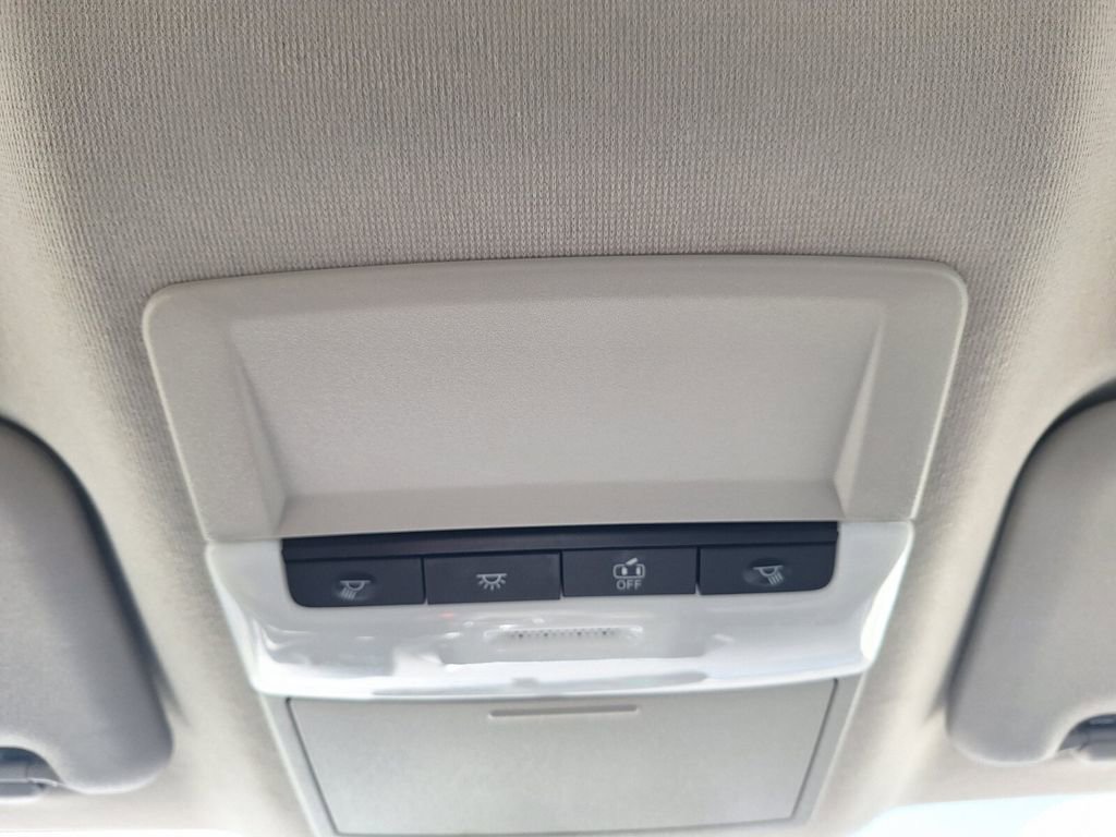 Used 2025 Nissan Sentra SV w/ All-Weather Package image 19