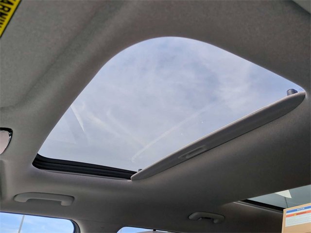 Used 2024 Hyundai Santa Fe Limited image 9