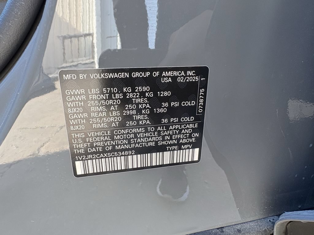 Used 2025 Volkswagen Atlas SE FWD image 29