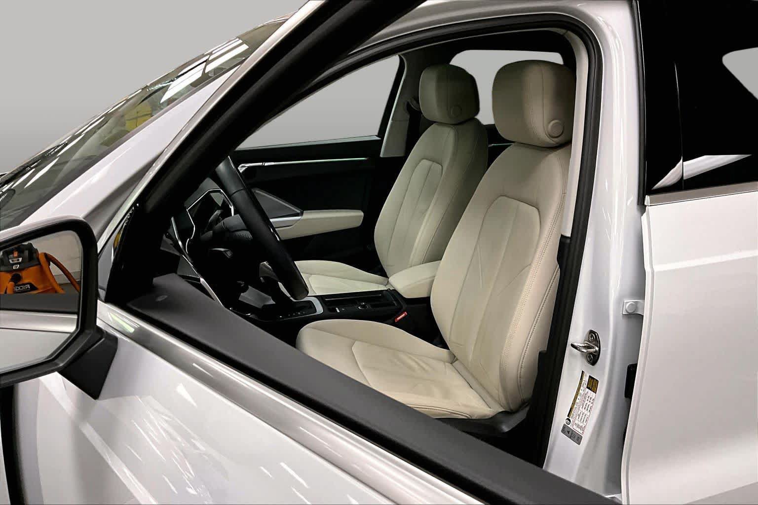 Used 2024 Audi Q3 2.0T Premium Plus AWD/4WD image 9