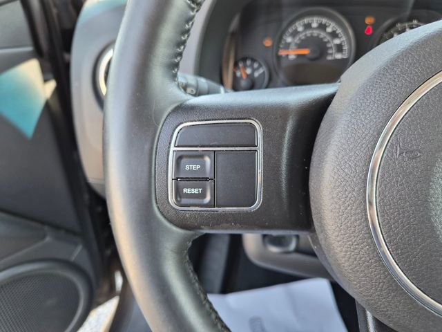 Used 2015 Jeep Patriot High Altitude AWD/4WD image 18