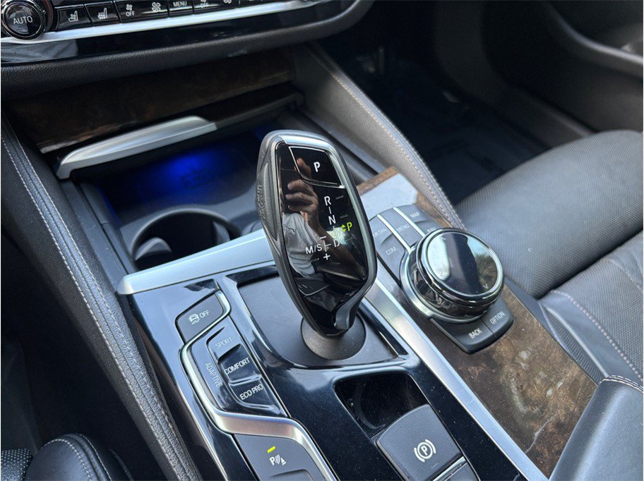 Used 2018 BMW M550i xDrive AWD/4WD image 39