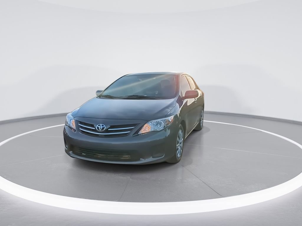 Used 2013 Toyota Corolla LE image 3