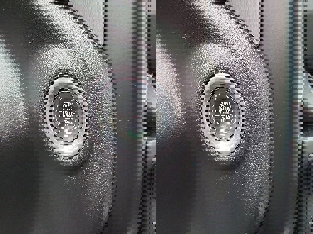 Used 2023 GMC Sierra 2500 Denali w/ Denali Black Diamond Edition image 23