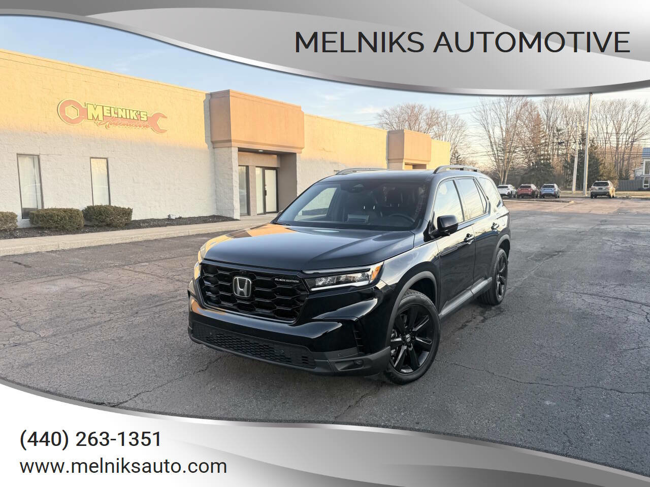 Used 2025 Honda Pilot Black Edition image 1