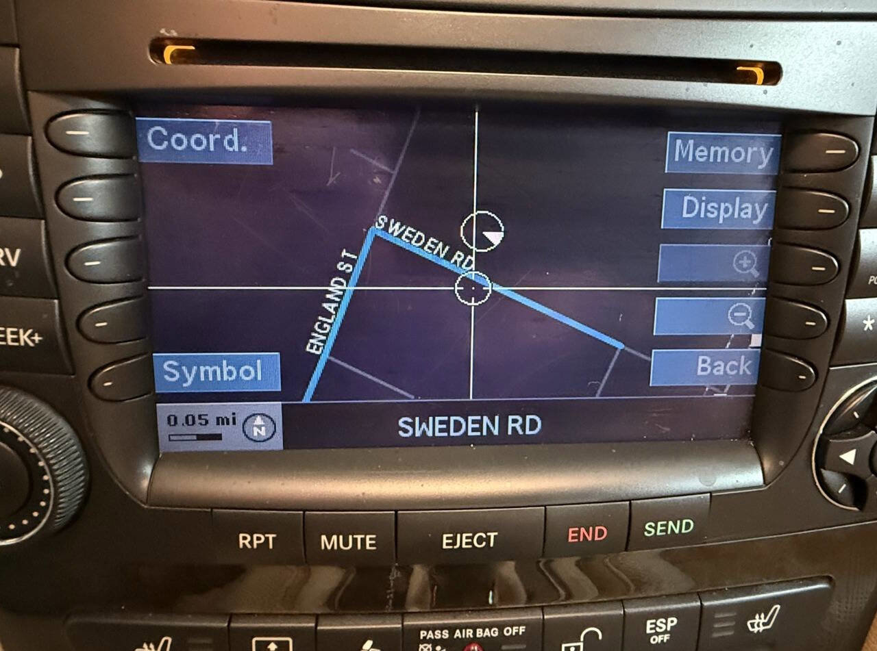 Used 2006 Mercedes-Benz CLS 500 image 17