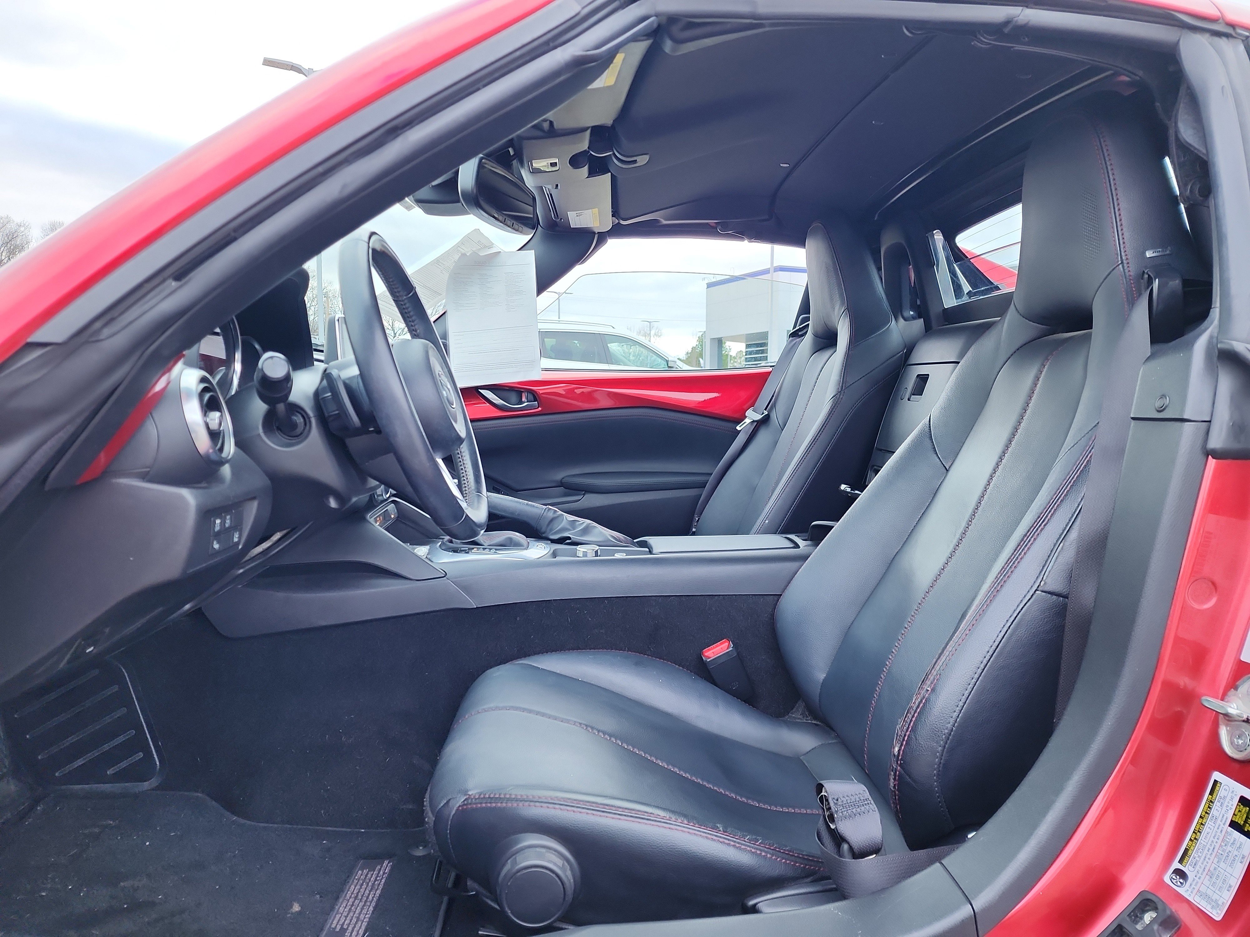 Used 2017 MAZDA MX-5 Miata RF Grand Touring image 10