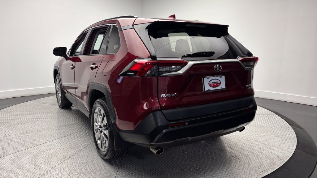 Used 2019 Toyota RAV4 Limited w/ Advanced Technology Package AWD/4WD image 37
