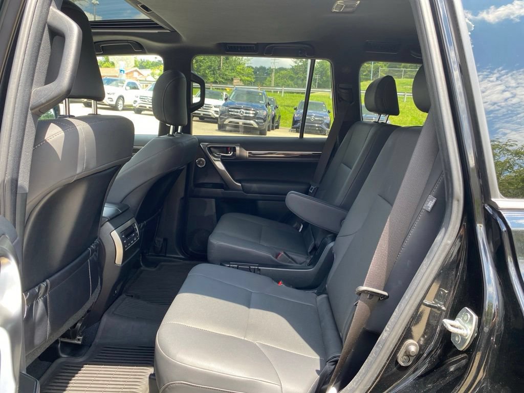 Used 2022 Lexus GX 460 Premium AWD/4WD image 18